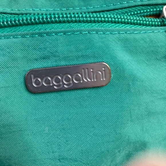 Baggallini Teal Green‎ Nylon Crossbody Bag Multiple Pockets Adjustable Strap - Picture 5 of 10